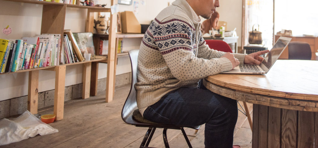 N.Mさま（40代男性・外資系会社 勤務）

普段、仕事で大量の英文メールの処理に追われていたNさん…
メールにかける時間を半分にできた事で他の仕事の効率も一気に上がったそうです！